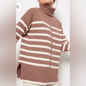 NWT Line & Dot Women’s Brown Cream Stripe Long SleeveTurtleneck Sweater - Size L